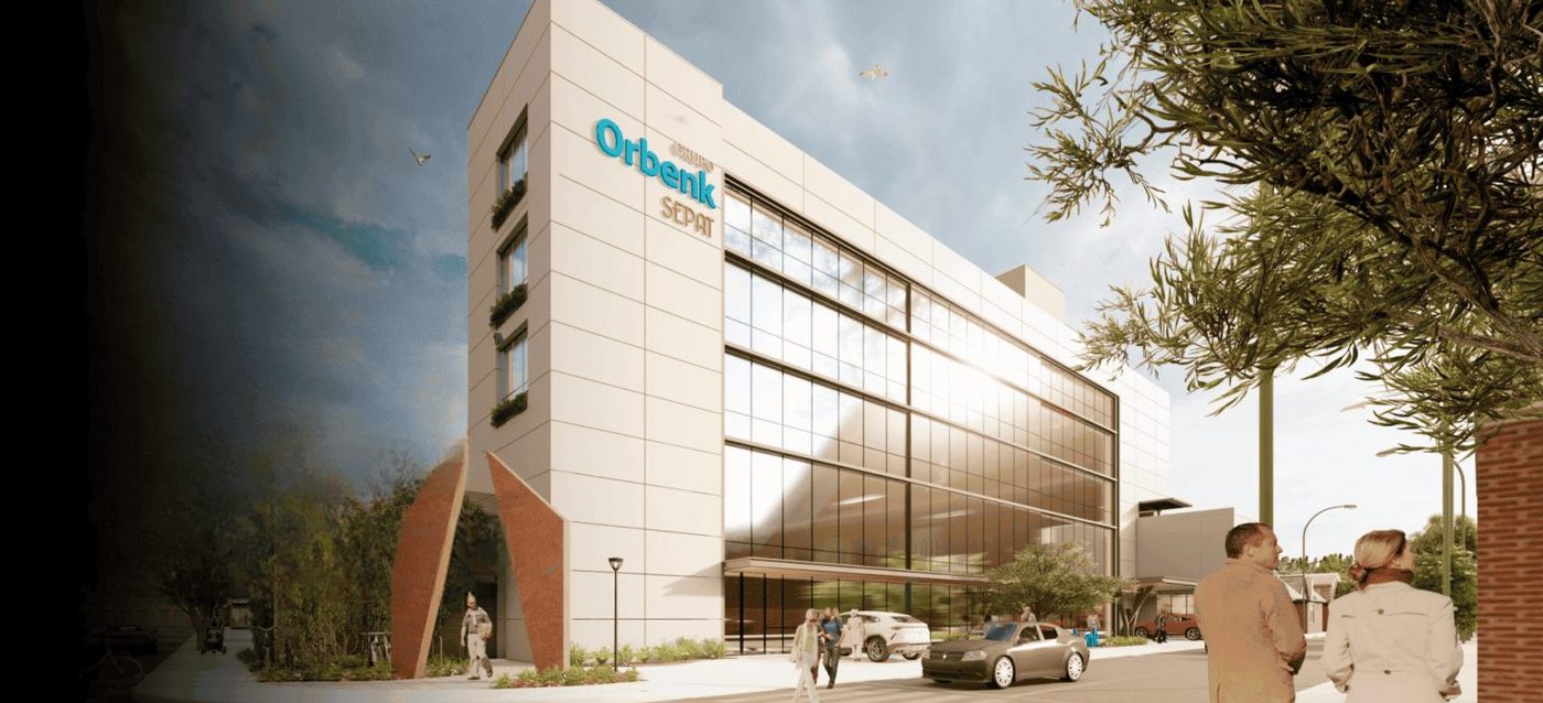 Grupo Orbenk, fachada frontal
